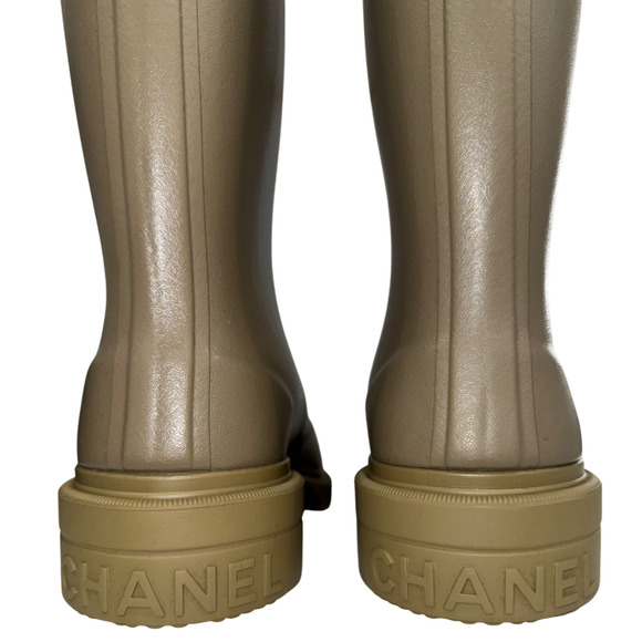 Chanel REV Dark Beige Moss Green White CC Logo High Pull On Rubber Rain Boots 42 - Picture 13 of 15